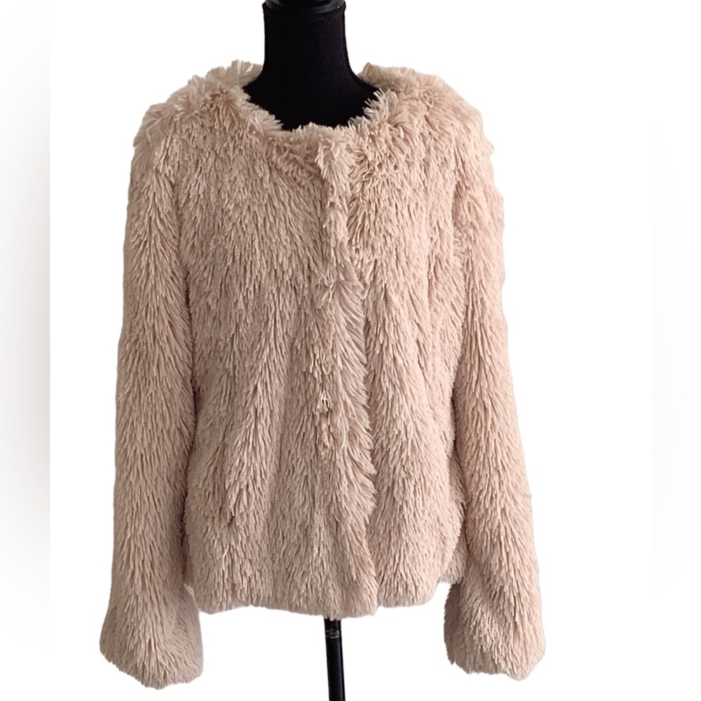 Winter Off white Faux Fur Jackets Size M - Picture 2 of 16
